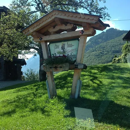 Farm stay Weisssteinalm *